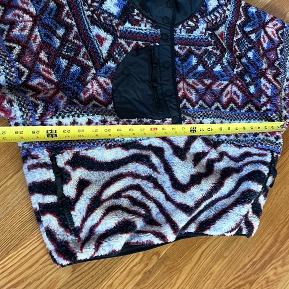 Free People Movement Rocky Ridge Pullover- Purple Zebra Combo NWT Size Med - Picture 7 of 16